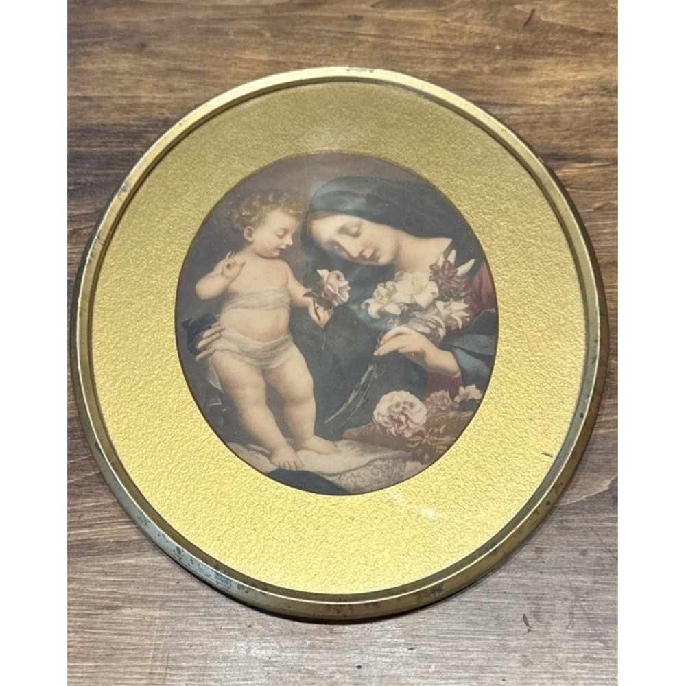 Raphael Madonna of the Chair Gold Oval Framed Italy Vintage Art 12"